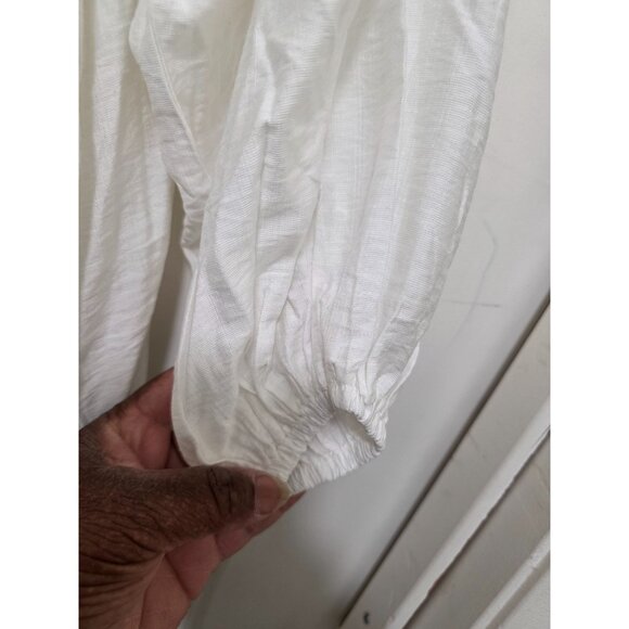 NWT 3CE White Off-Shoulder Long Sleeve Bohemia Oversize Blouse Size M - Picture 4 of 6